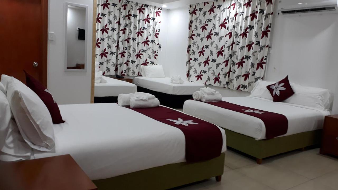 Motel Alec'S Alamagoto Esterno foto